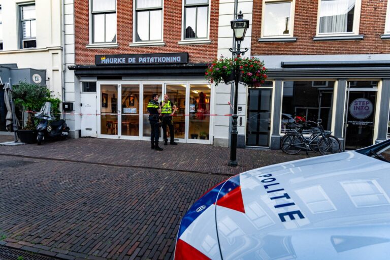 politie onderzoekt mogelijke overval op snackbar