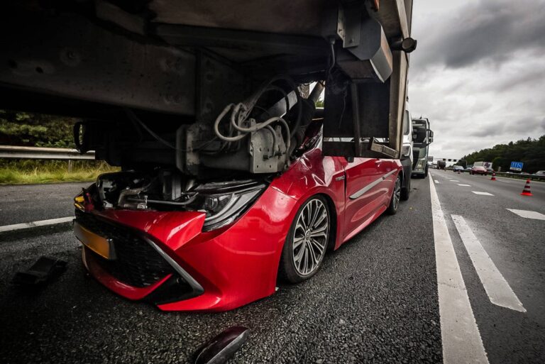 Kettingbotsing met vijf voertuigen op de A12