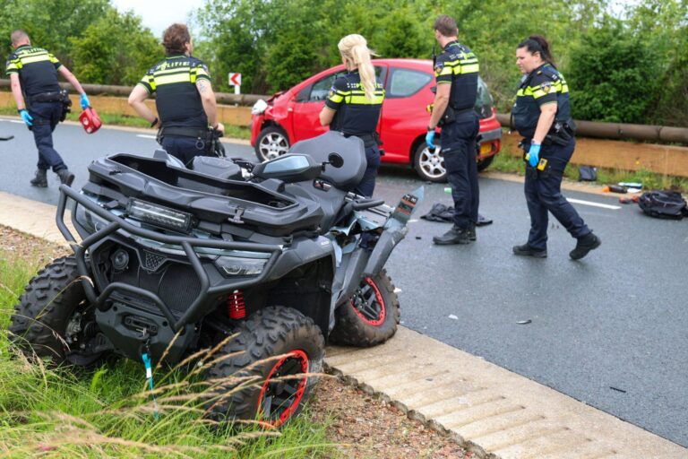 Quadrijder ernstig gewond bij botsing met auto