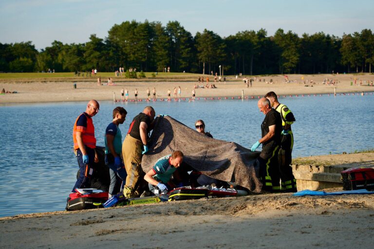 Zwemmer ernstig gewond na incident bij recreatieplas