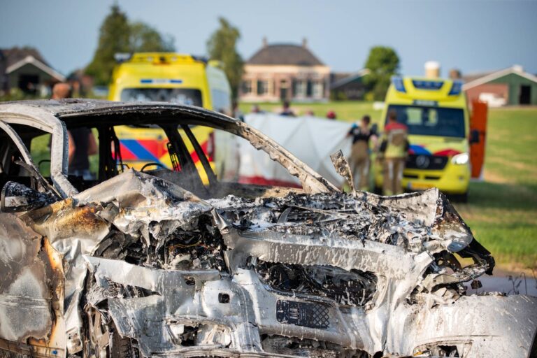 Slachtoffer dodelijke frontale botsing is 51-jarige man
