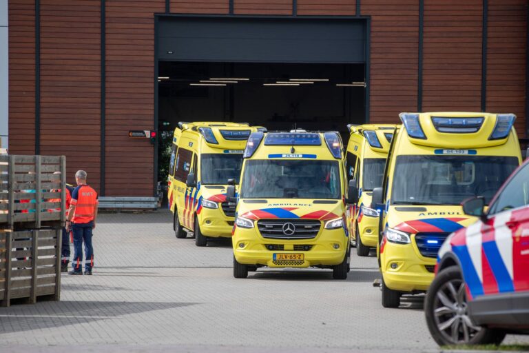 Twaalf mensen naar ziekenhuis na vrijkomen gevaarlijke stof