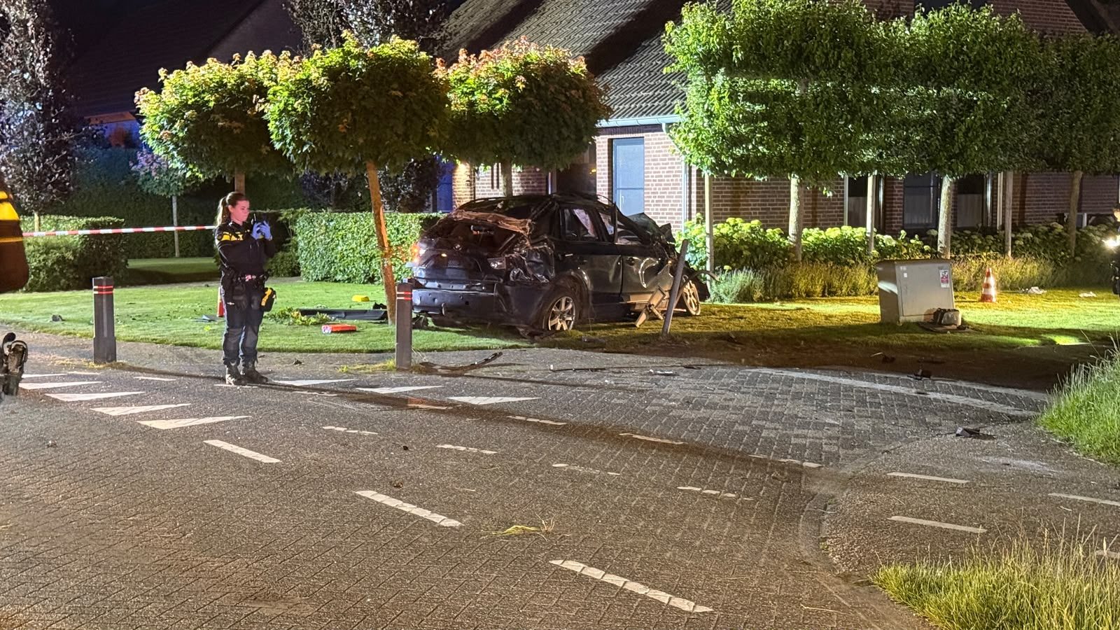 Twee traumahelikopters ingezet na zware crash in Ell