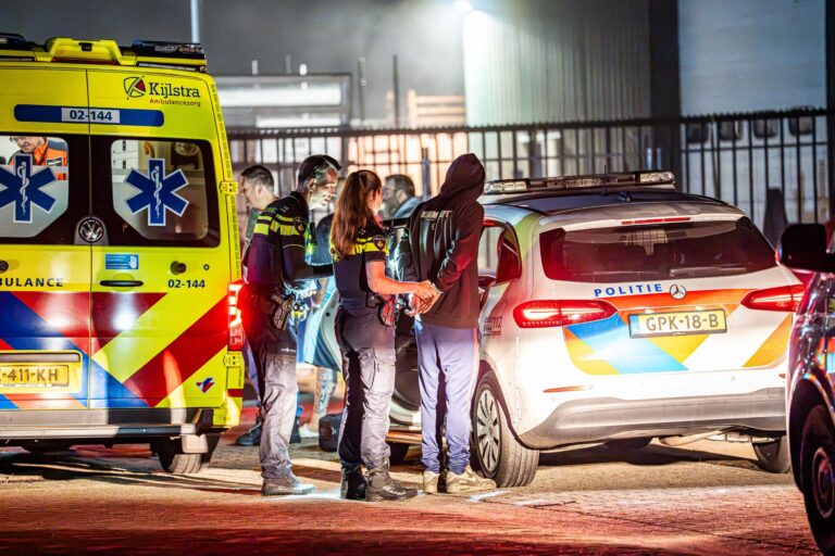 Gewonde door steekpartij, twee verdachten aangehouden
