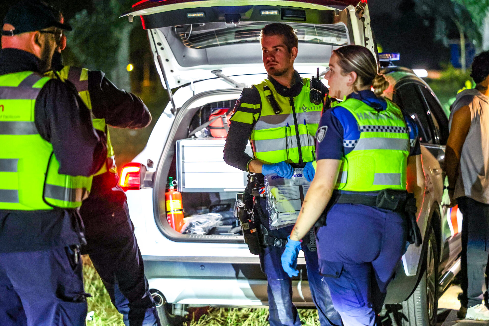 Gewonde door steekpartij bij asielzoekerscentrum, verdachte aangehouden
