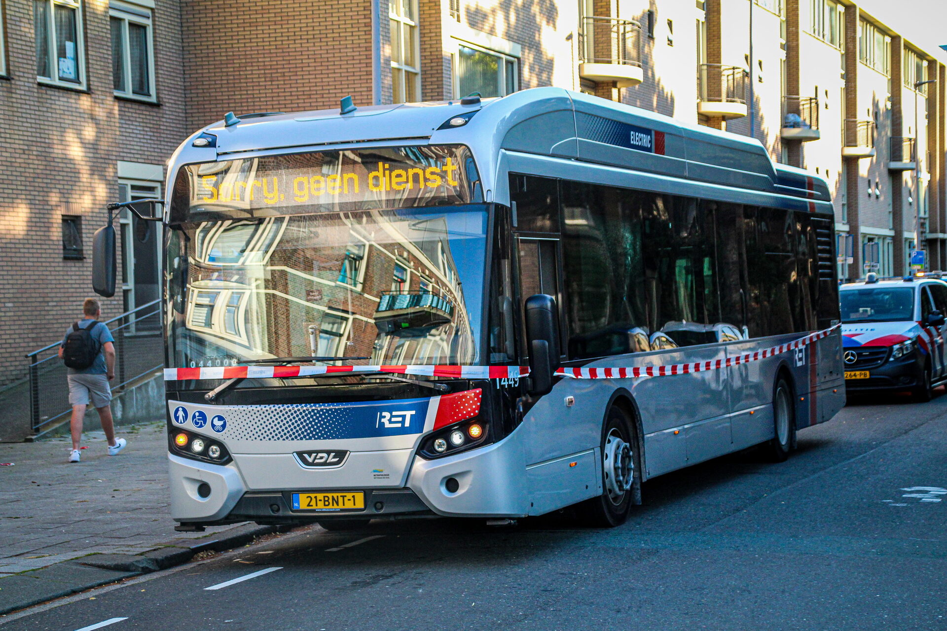 Stadsbus geraakt tijdens schietpartij, gewonde naar ziekenhuis