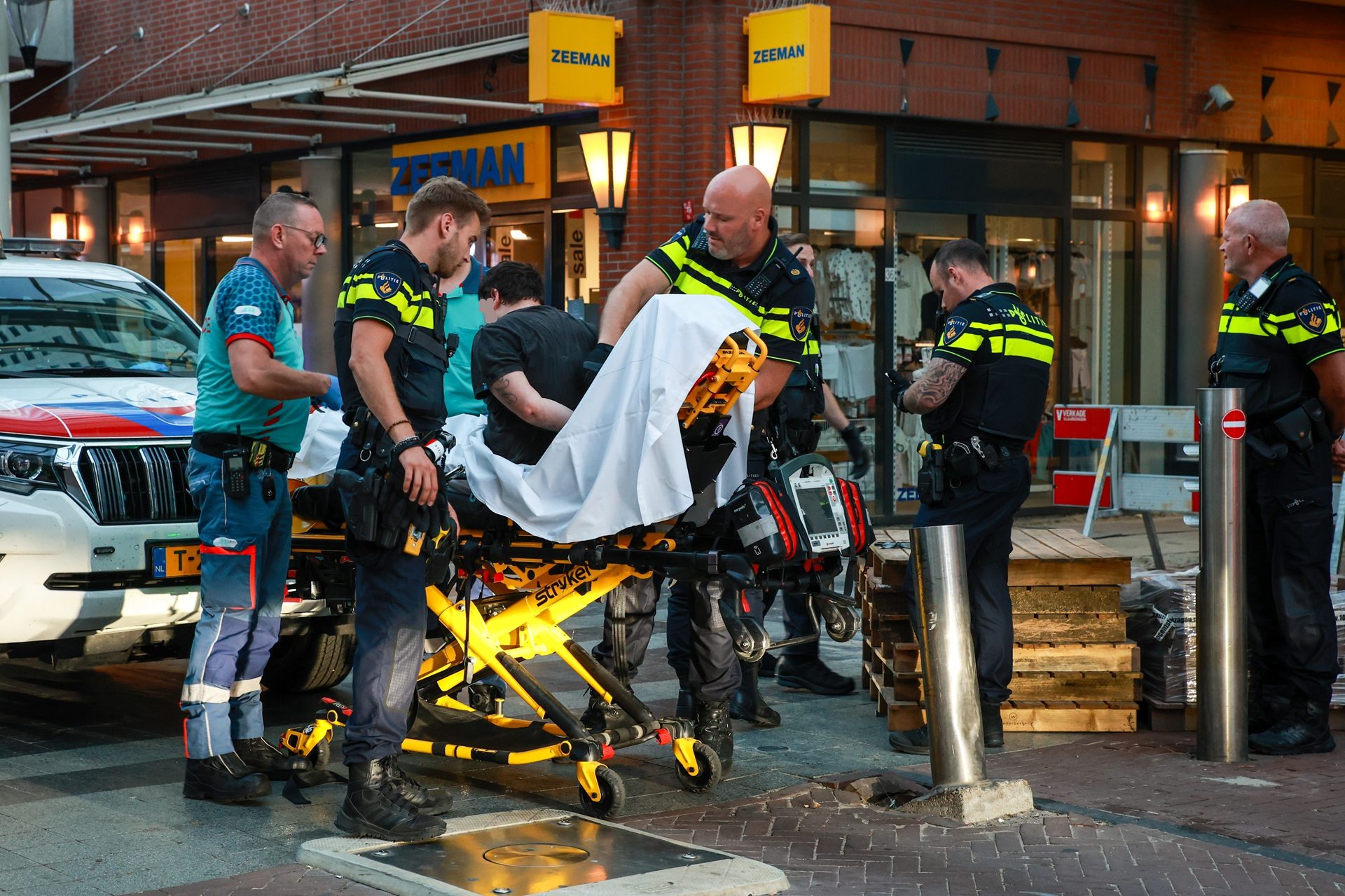 Winkeldief getaserd en aangehouden in Vlaardingen
