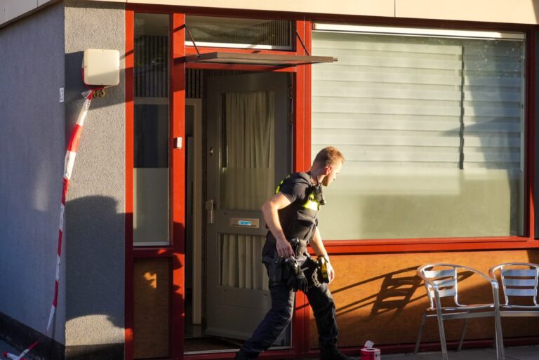 Jongemannen slaan op de vlucht na woningoverval