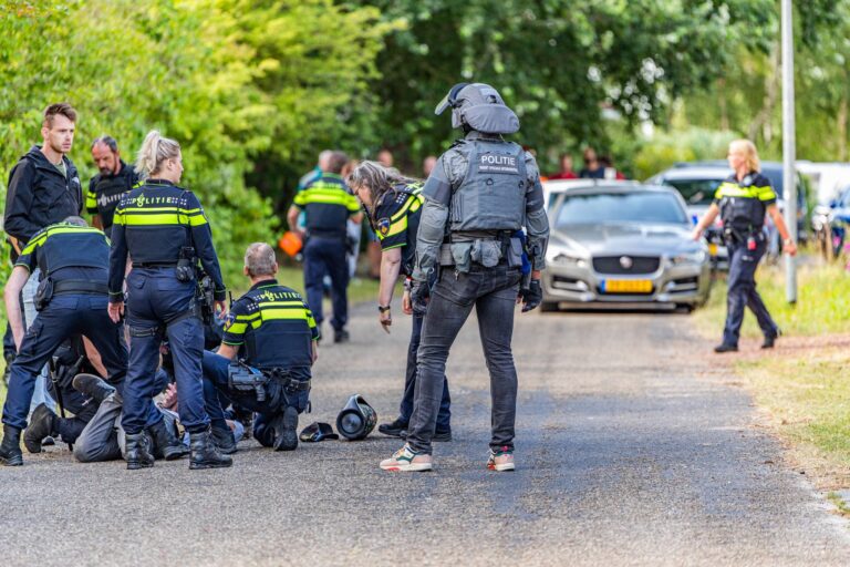 Persoon uit woning gepraat, arrestatieteam ingezet