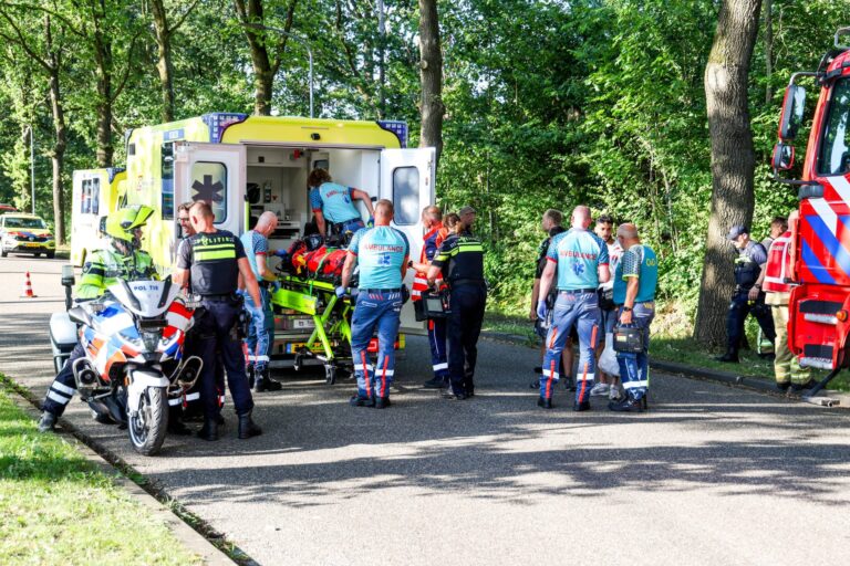 Asielzoeker raakt in de problemen tijdens zwemmen, moet met spoed naar het ziekenhuis