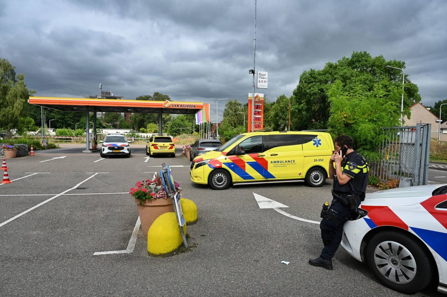 Politiebewaking bij de afzetting in Tilburg