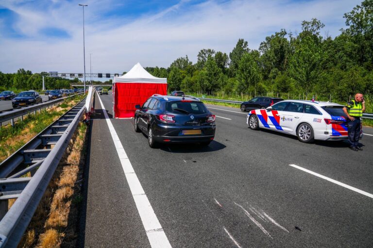 Motorrijder overleden na ongeluk op snelweg