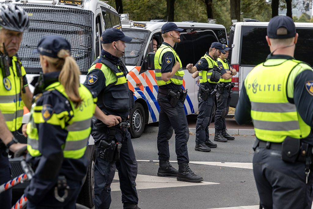 Extinction Rebellion blokkeert onverwacht snelweg