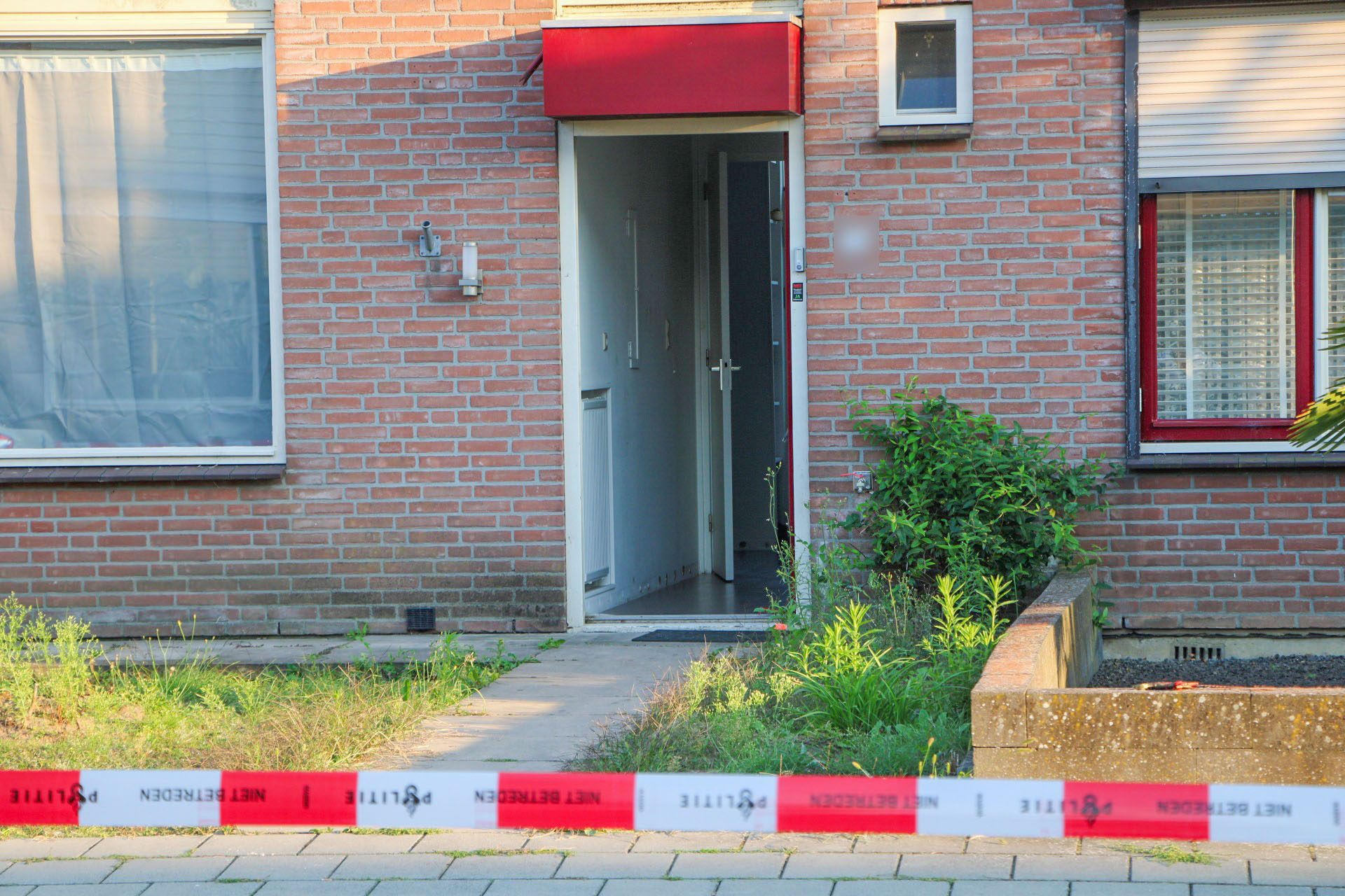 21578c7e-1c0f-49bc-9af4-8f9fa5890a9fjpg - 112 Nederland