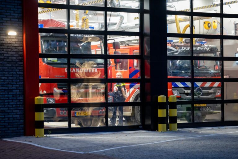 Politie onderzoekt inbraak bij brandweerkazerne