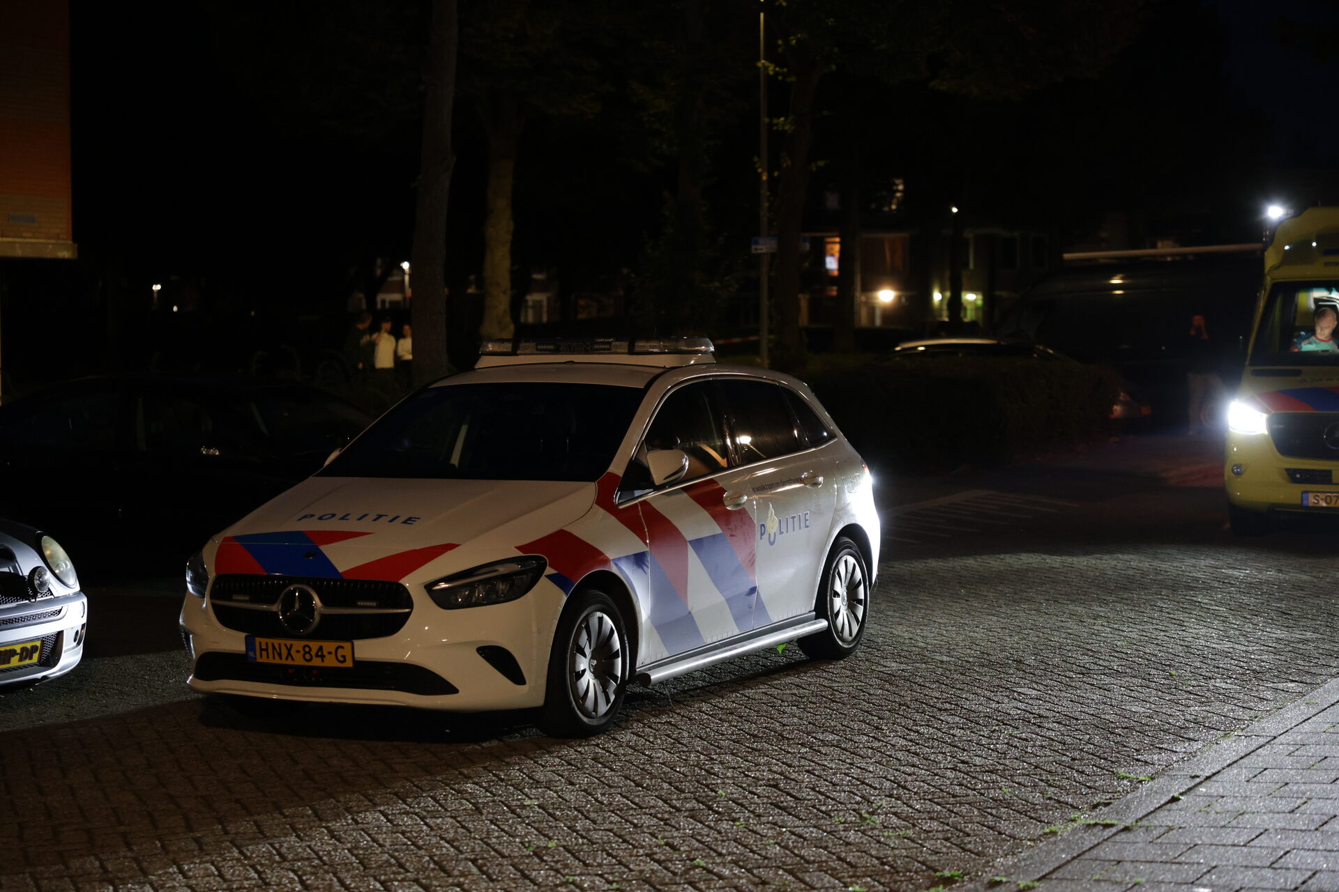 NOORDERNIEUWS_Rick_Ten_cate_Gewonde_bij_steekpartij_in_stad_2 - 112 Nederland
