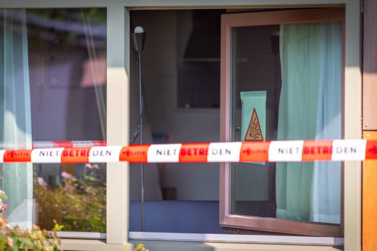Persoon ernstig gewond bij brand in zorgwoning