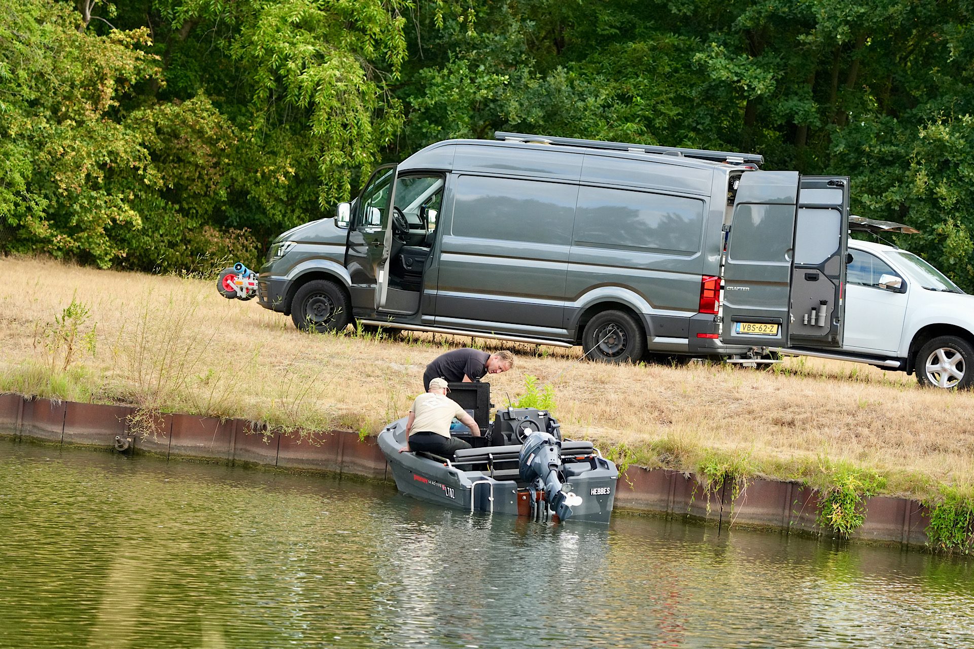 Politie zoekt vermiste Toon (78) met sonarboot en speurhond