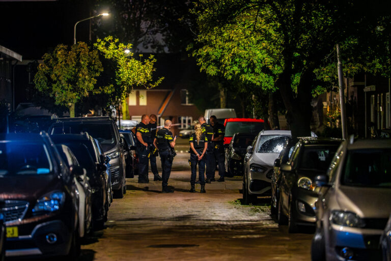 Gewonde bij schietpartij, twee verdachten aangehouden
