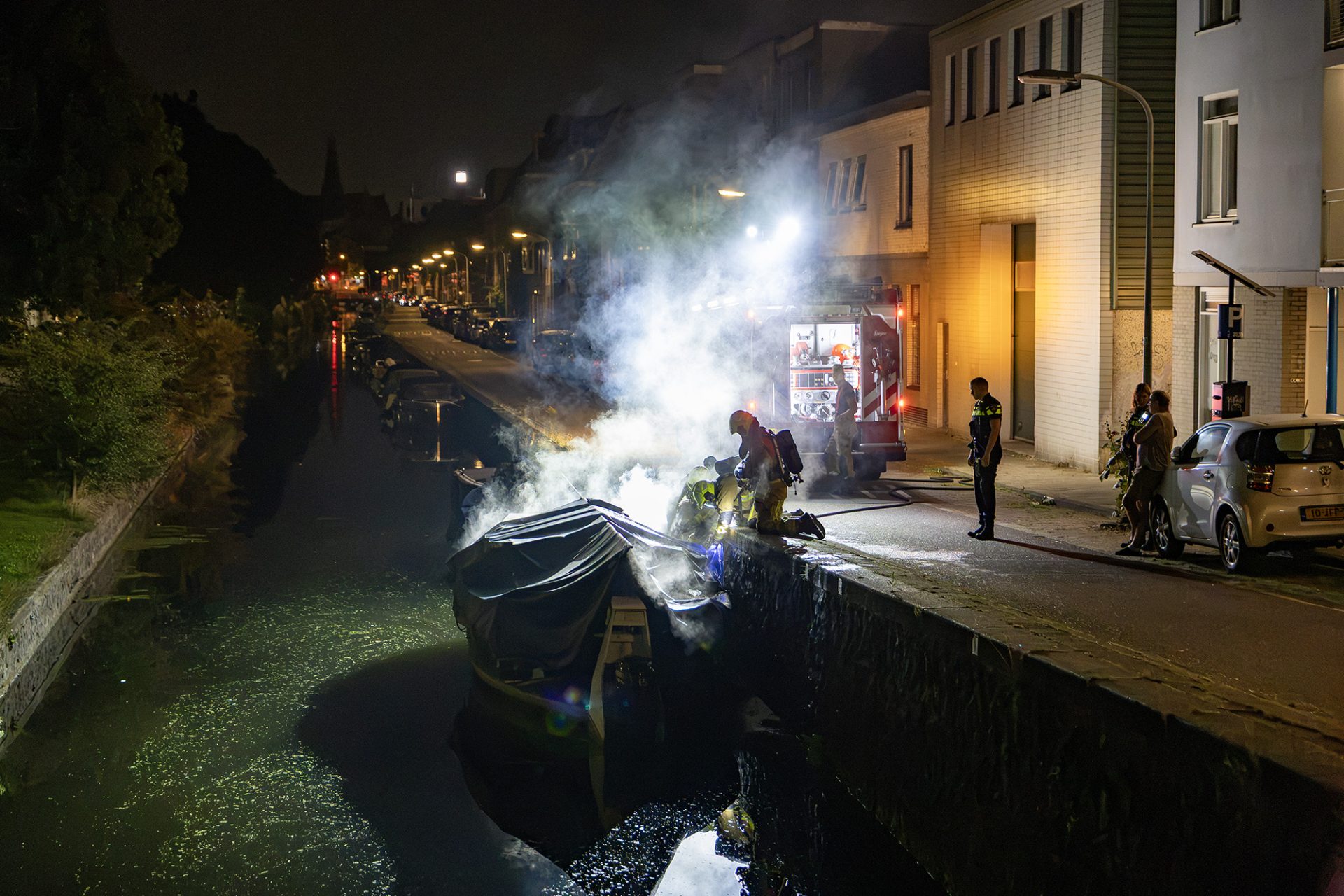 Veel schade door brand op boot, vaker branden in de straat