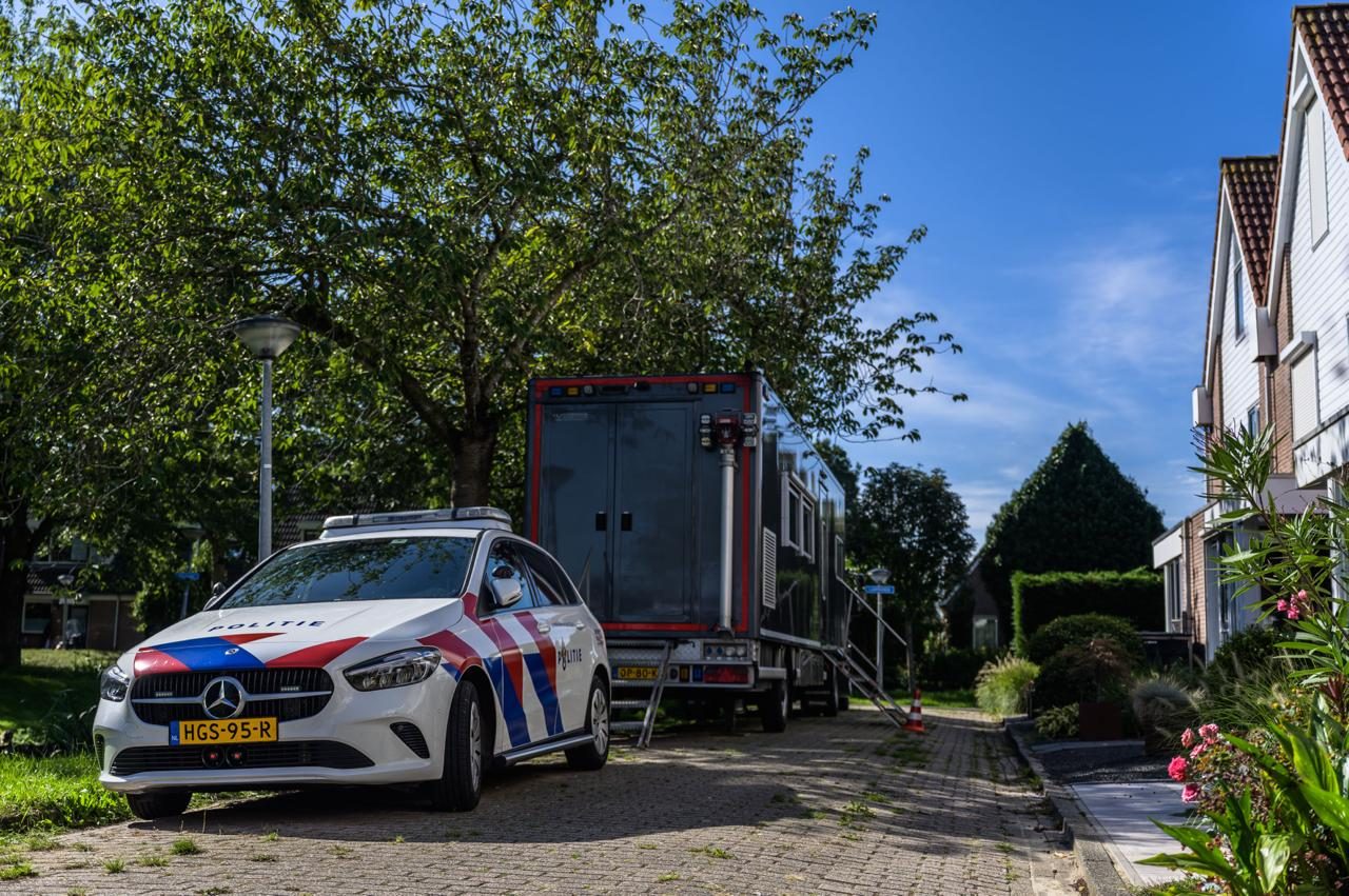 Vrouw (65) overleden aangetroffen, man (29) aangehouden