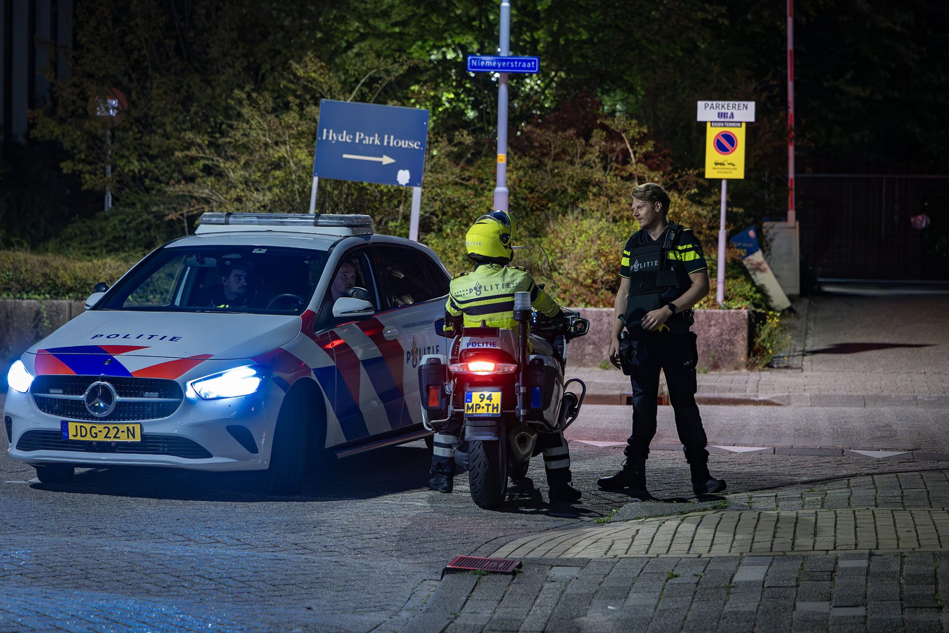 Grote politieactie na melding van twee gemaskerde mannen