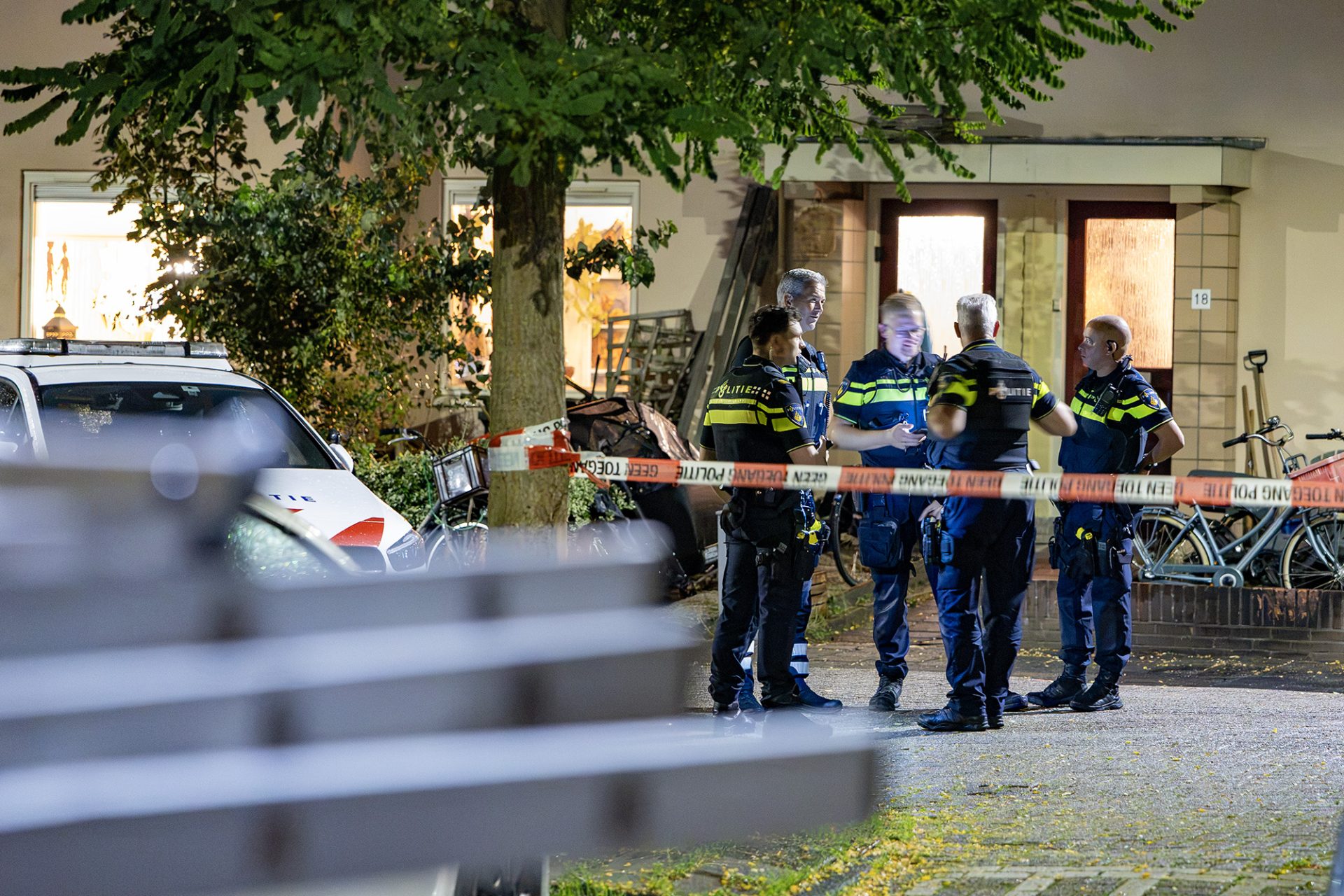 Politie onderzoekt woningen na melding van schietincident