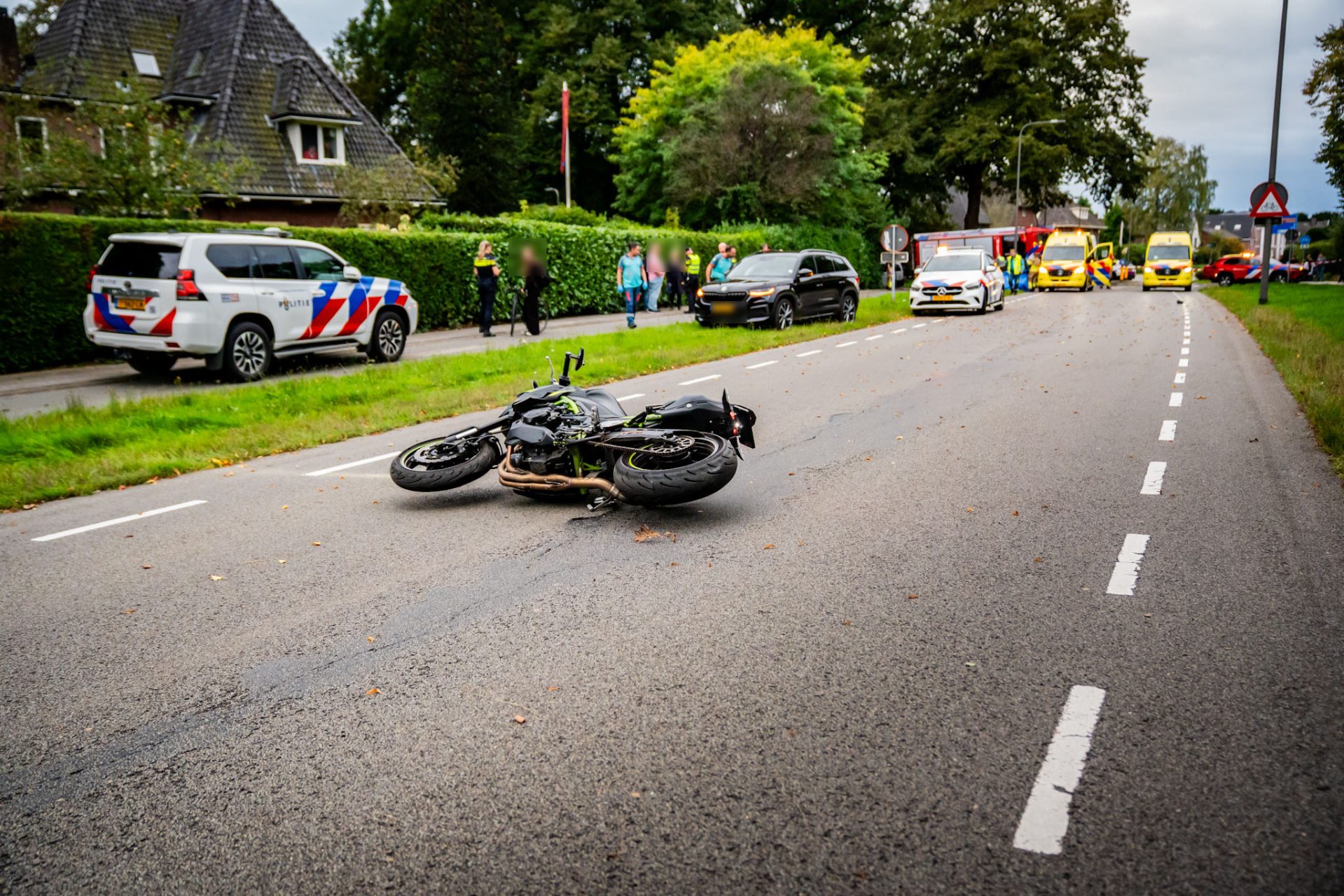 Motorrijder overleden bij ernstig verkeersongeval