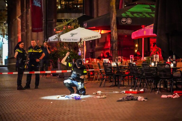 Meerdere gewonden en aanhoudingen na steekpartij in centrum