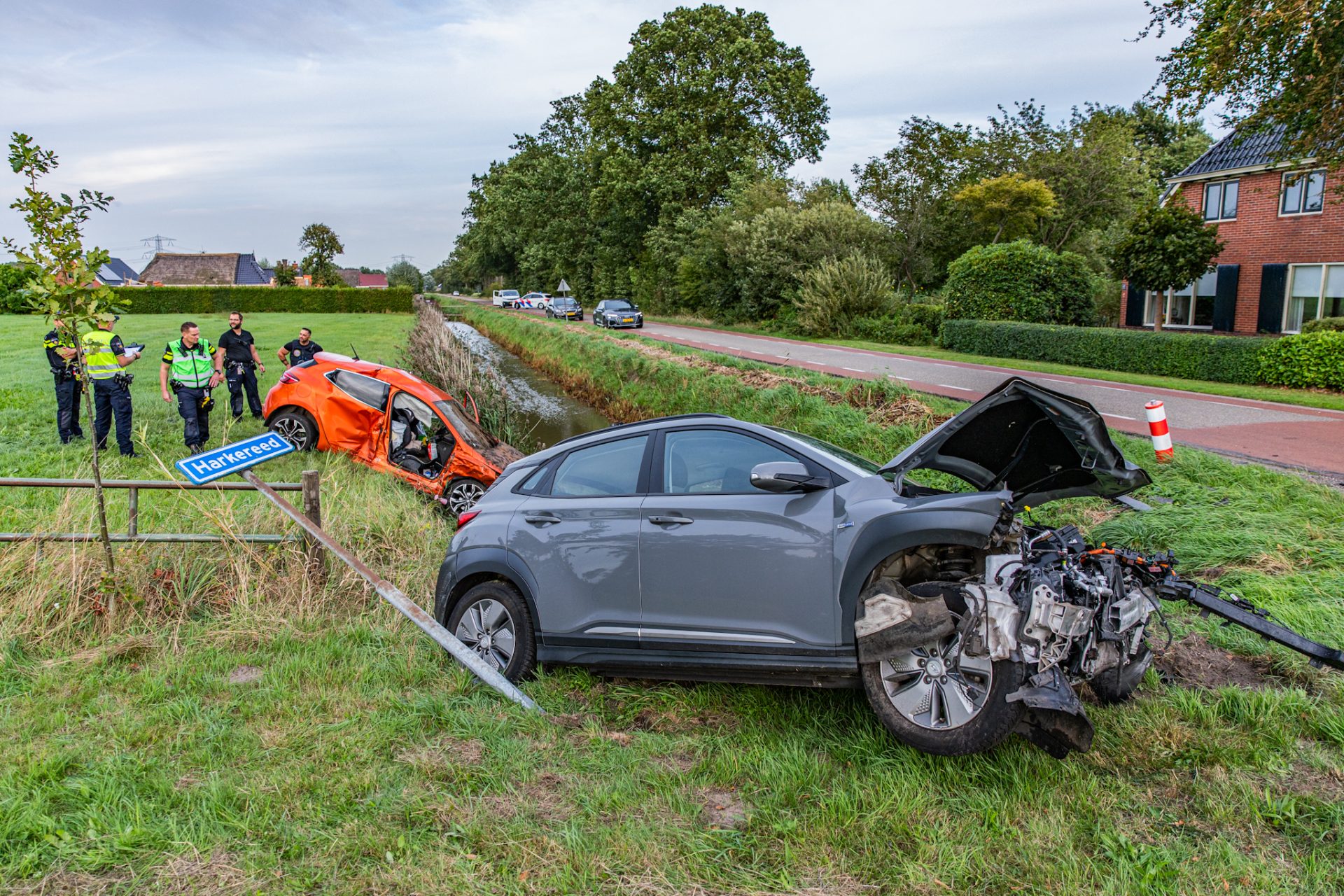 Twee auto’s botsen, vijf gewonden onder wie kinderen