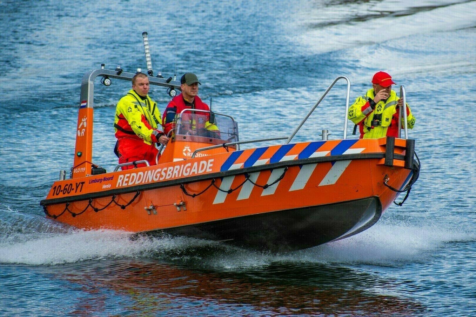 Bemanningslid (27) overleden bij ongeluk aan boord van vrachtschip