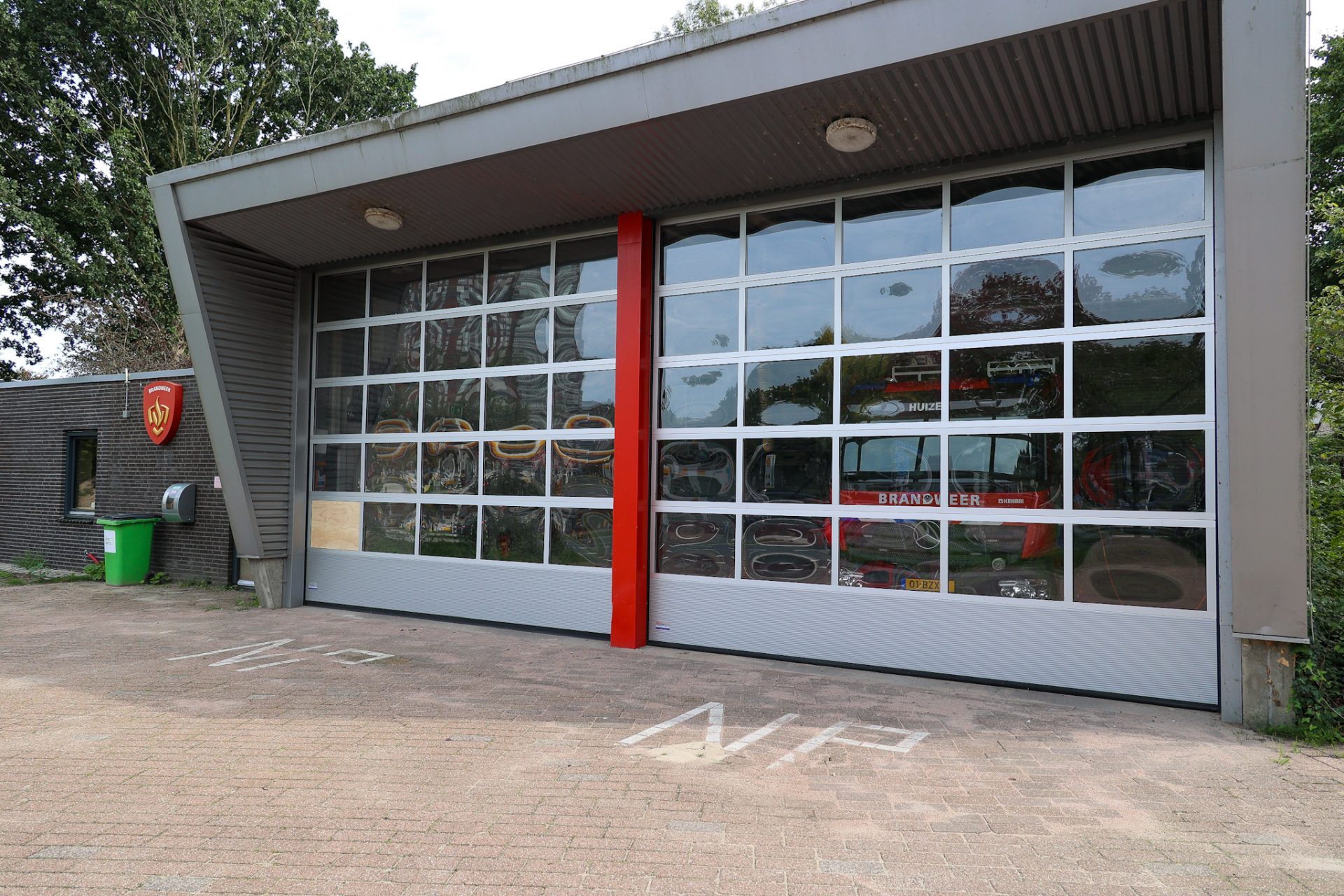 Inbrekers stelen brandweergereedschap uit brandweerkazerne