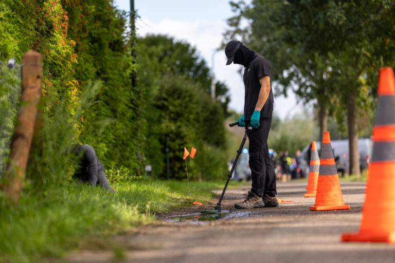 Speciaal politieteam kamt terrein uit na schietpartij