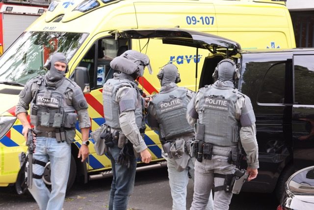 DSI ingezet voor man die zich opsluit in woning