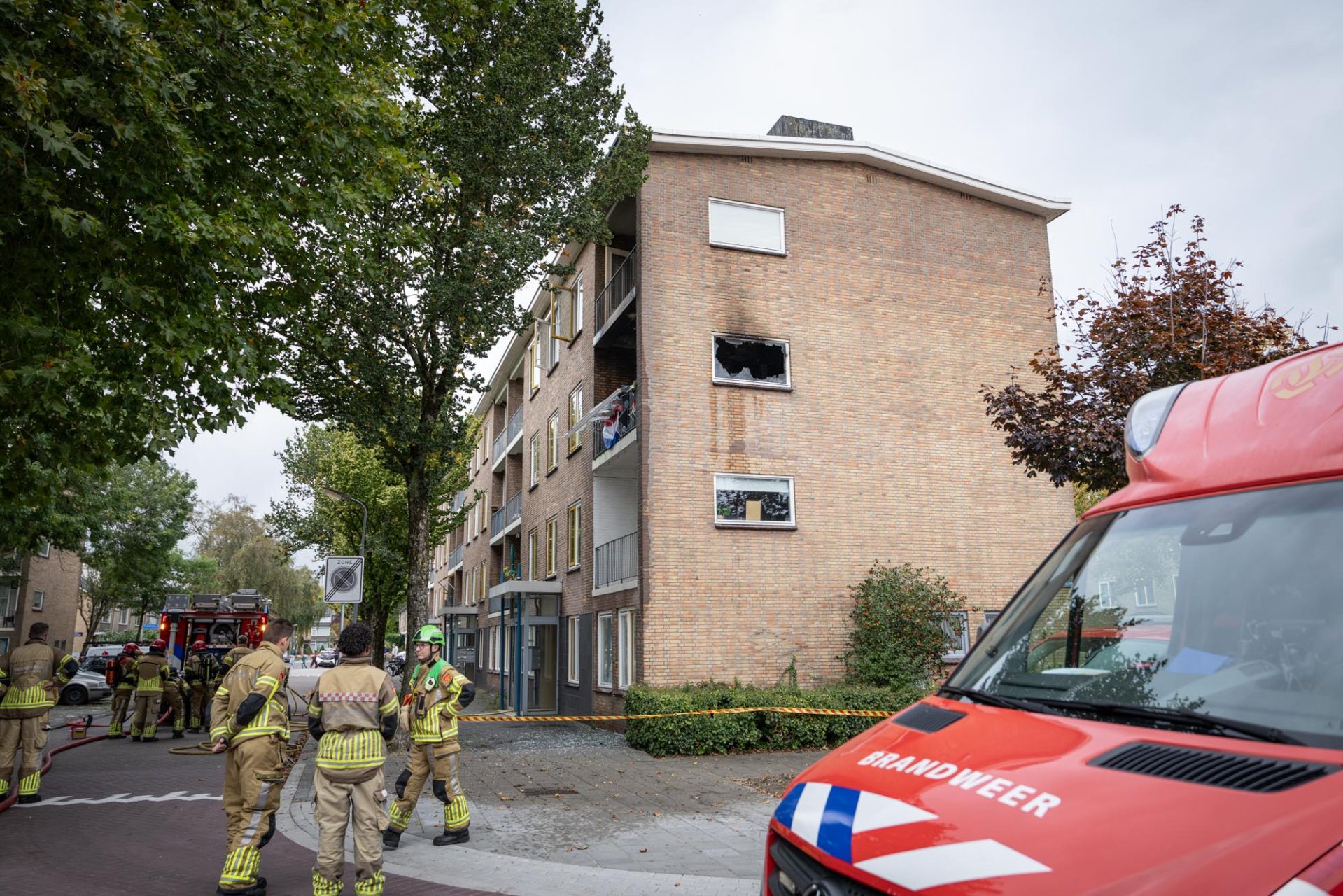 261016_explosie_brandwoning_burgemeestermosselstraat_krommenie_4 - 112 Nederland