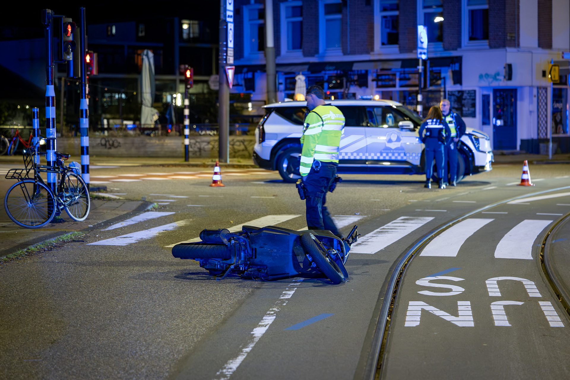 Traumateam opgeroepen na ernstig ongeval, politie doet onderzoek