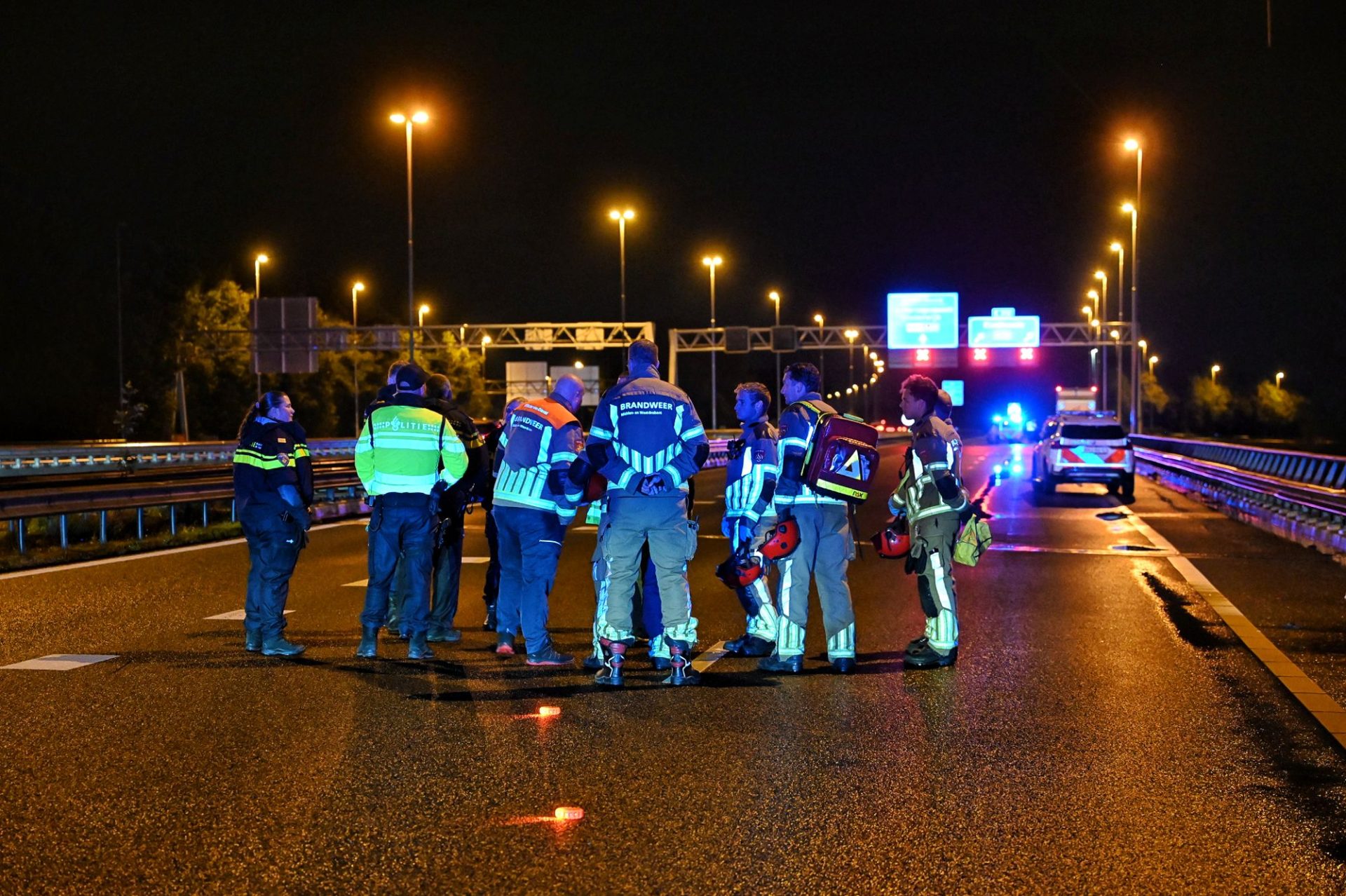 Voetganger overleden na aanrijding met vrachtwagen op snelweg