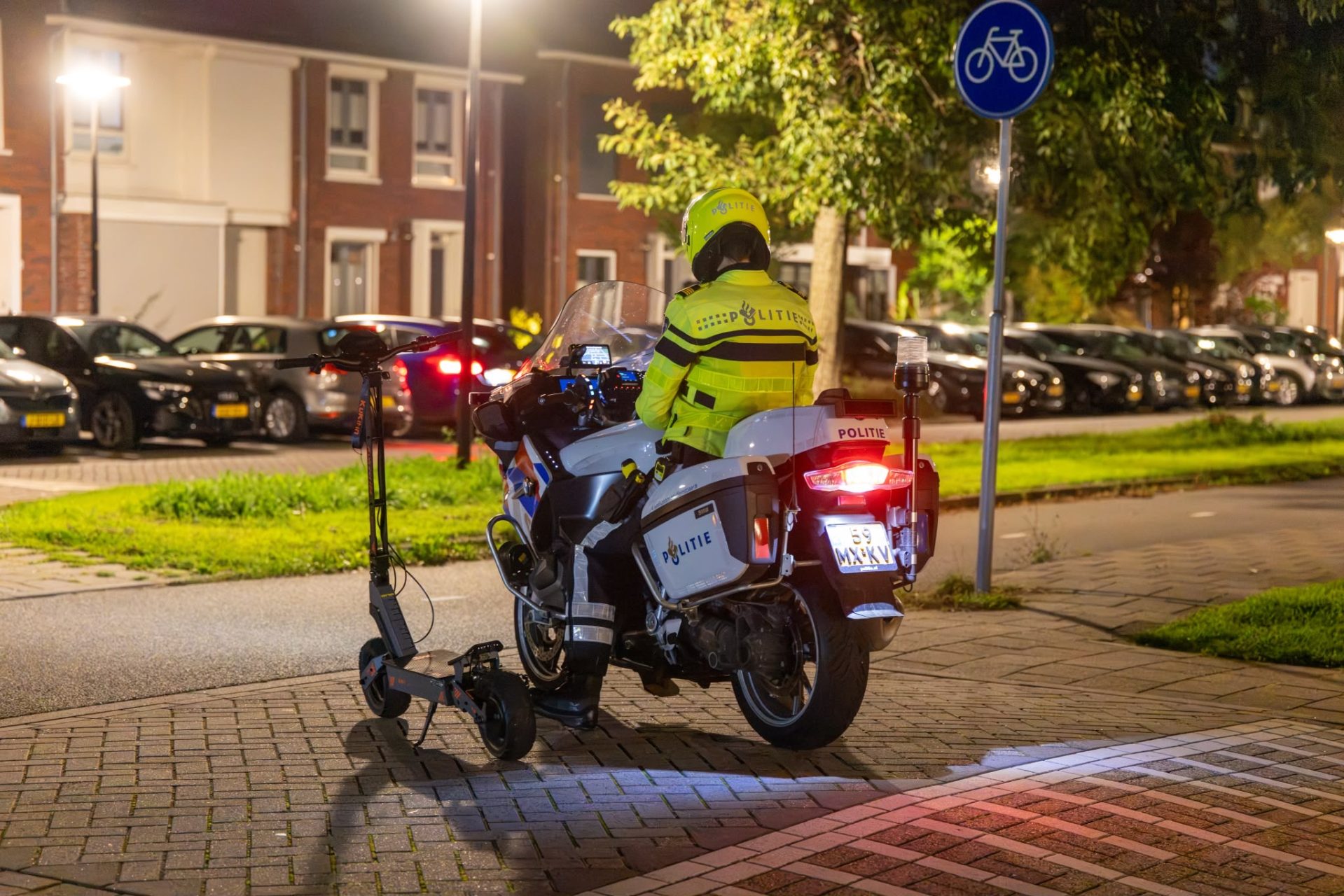Politie neemt elektrische step in beslag na achtervolging