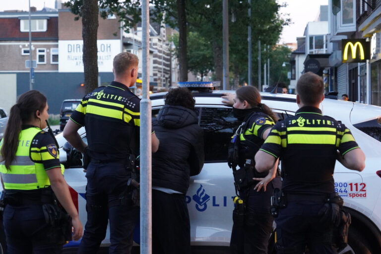 Persoon aangehouden na gooien molotovcocktail