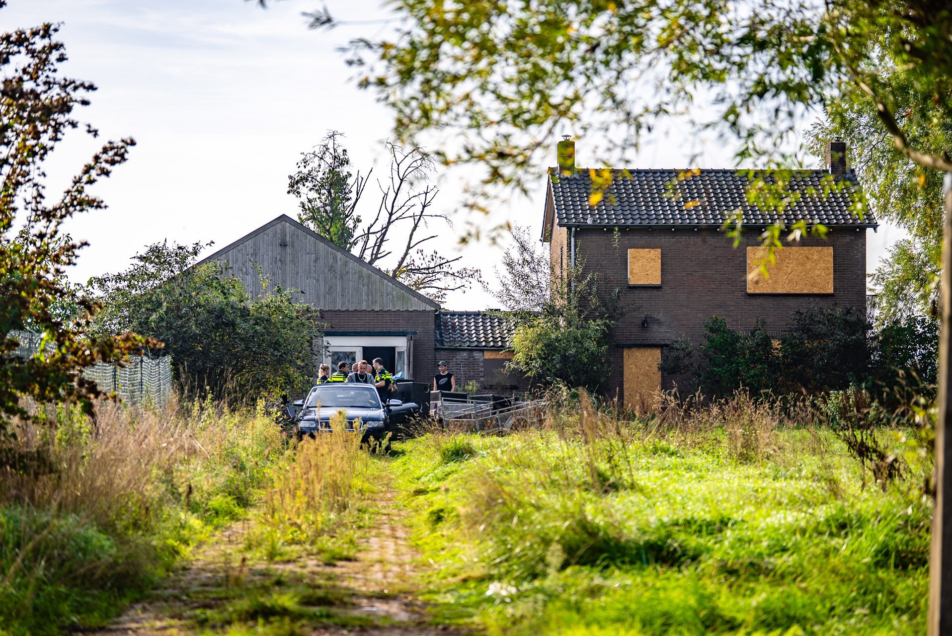 HEITINK_20261003_illegaal_feest_beeindigt_door_de_politie_in_elst_2 - 112 Nederland