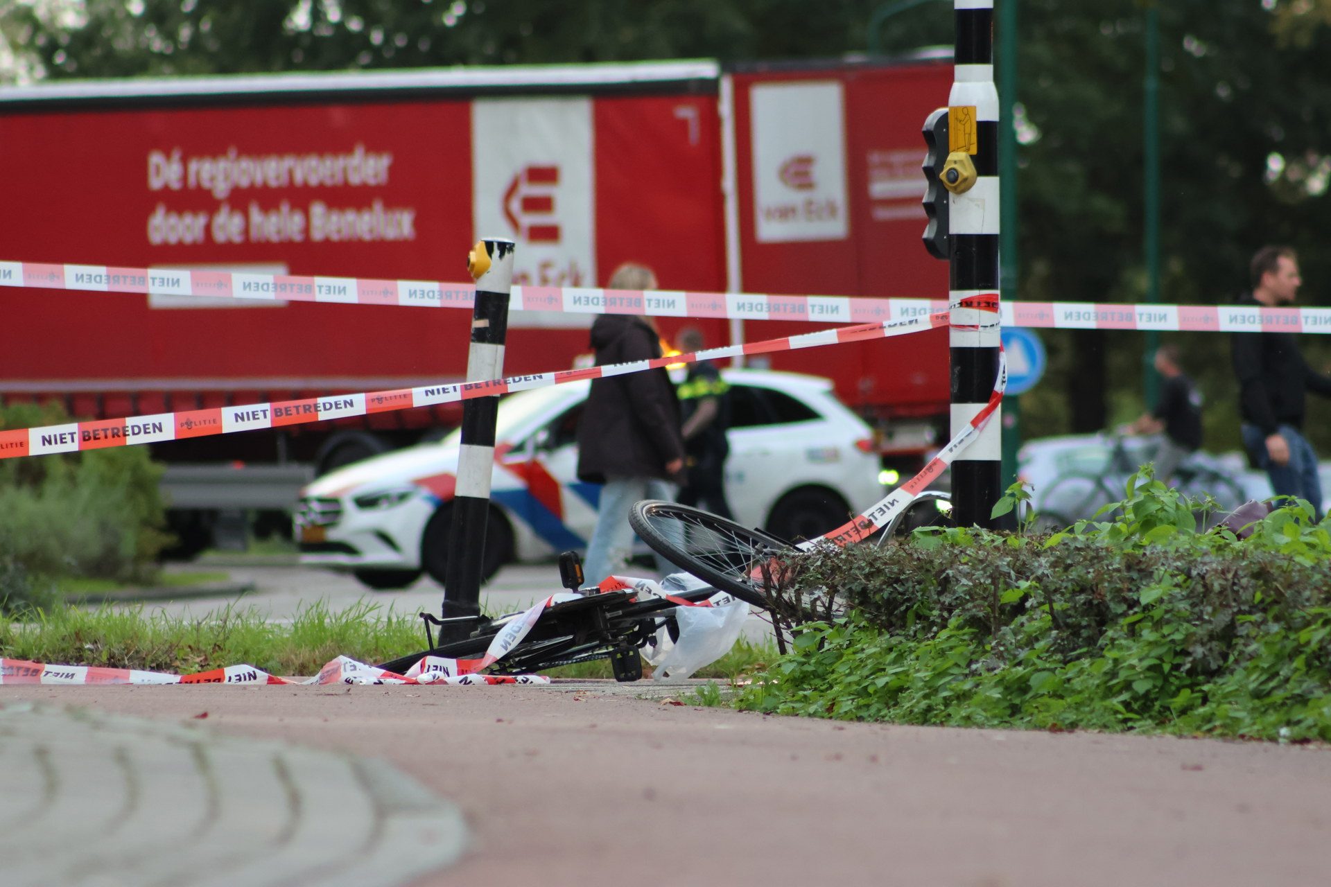 HEITINK_20261015_Dodelijk_ongeval_met_fietser_en_vrachtwagen_in_Veenendaal_8 - 112 Nederland