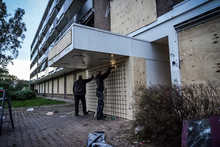 Paasbergflat in Arnhem krijgt 24-uursbewaking met honden