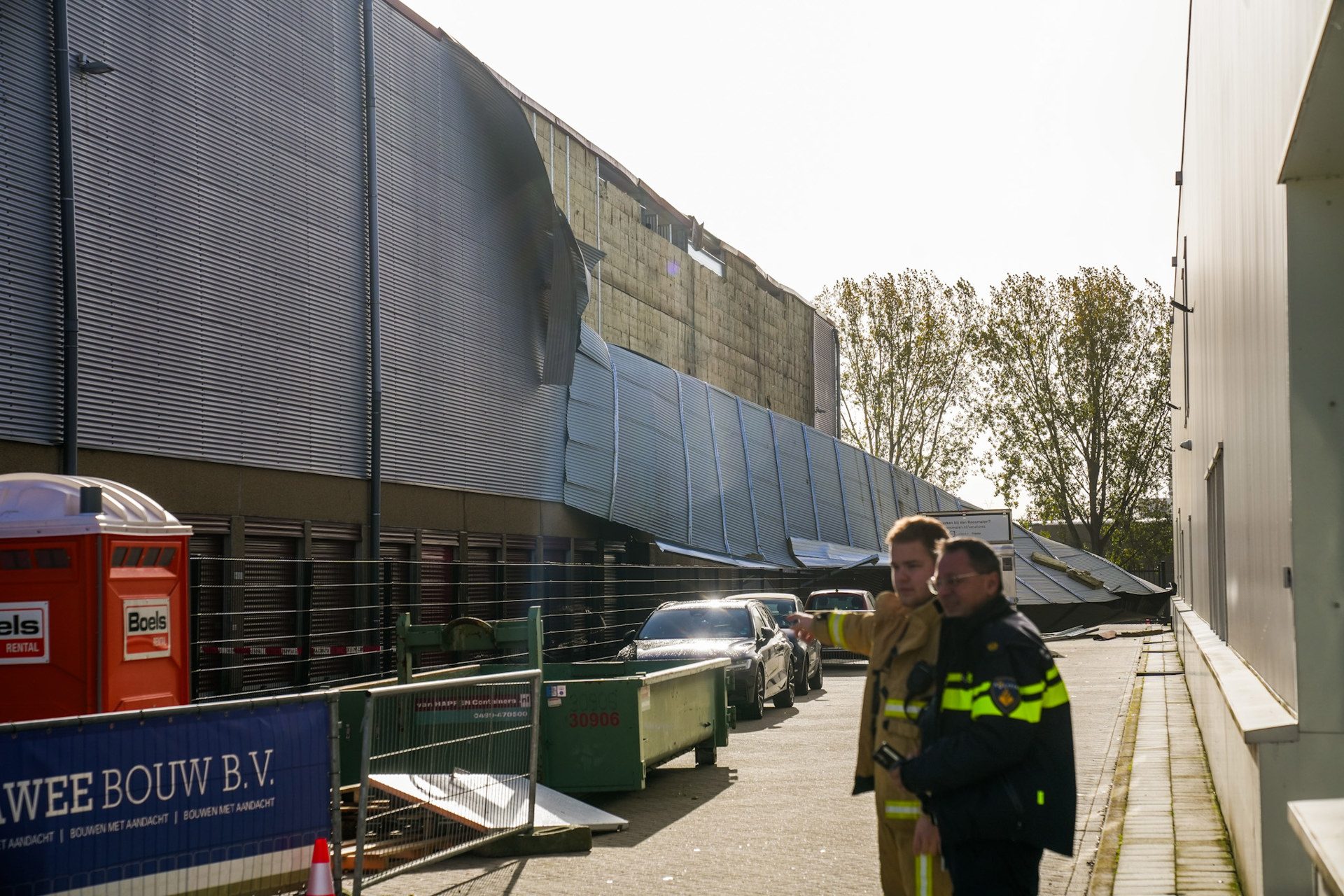 HEITINK_20261025_Gevel_waait_van_pand_2 - 112 Nederland