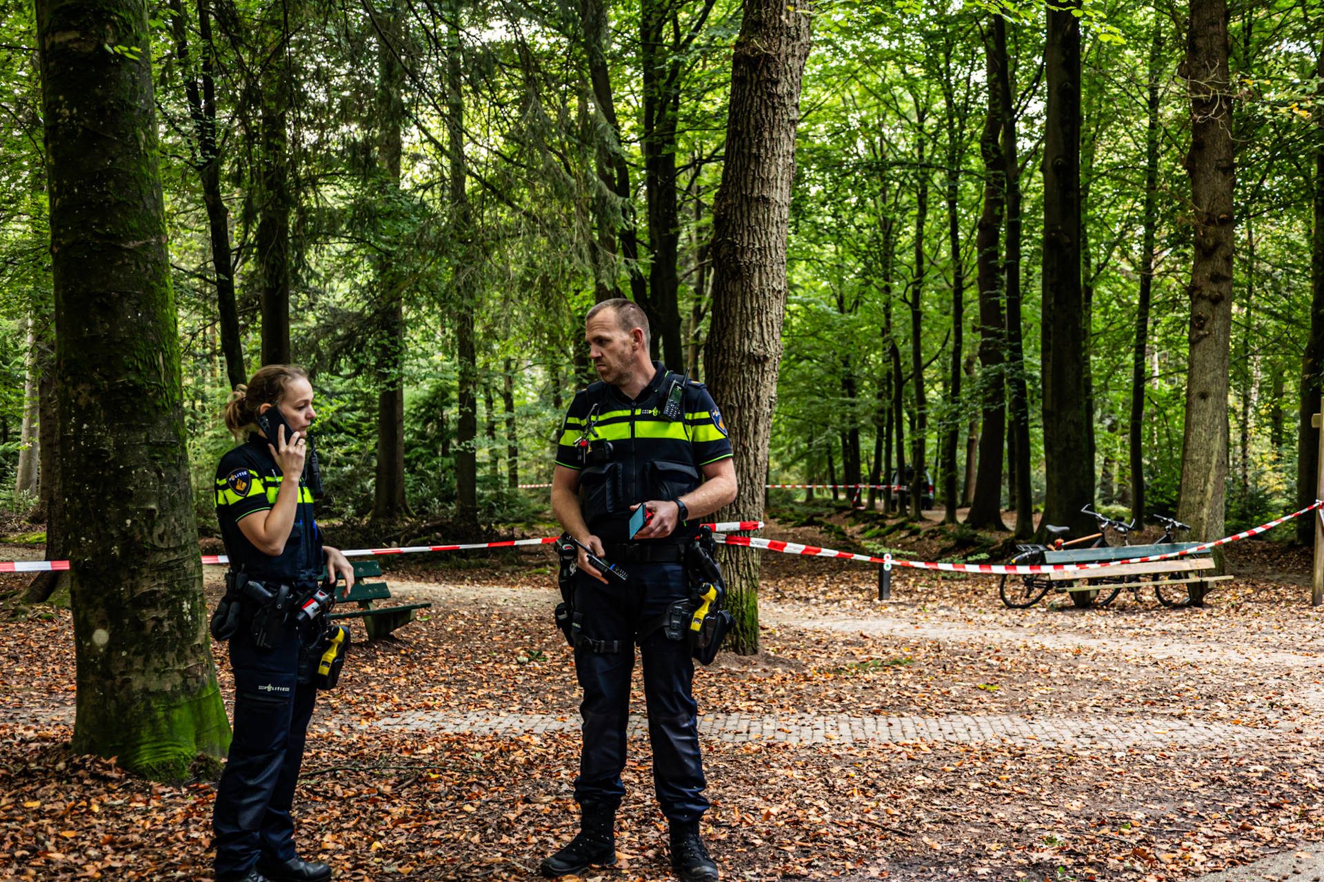 NOORDERNIEUWS_20261008_Granaten_gevonden_in_Asserbos_EOD_brengt_ze_ter_plaatse_tot_ontploffing_4 - 112 Nederland