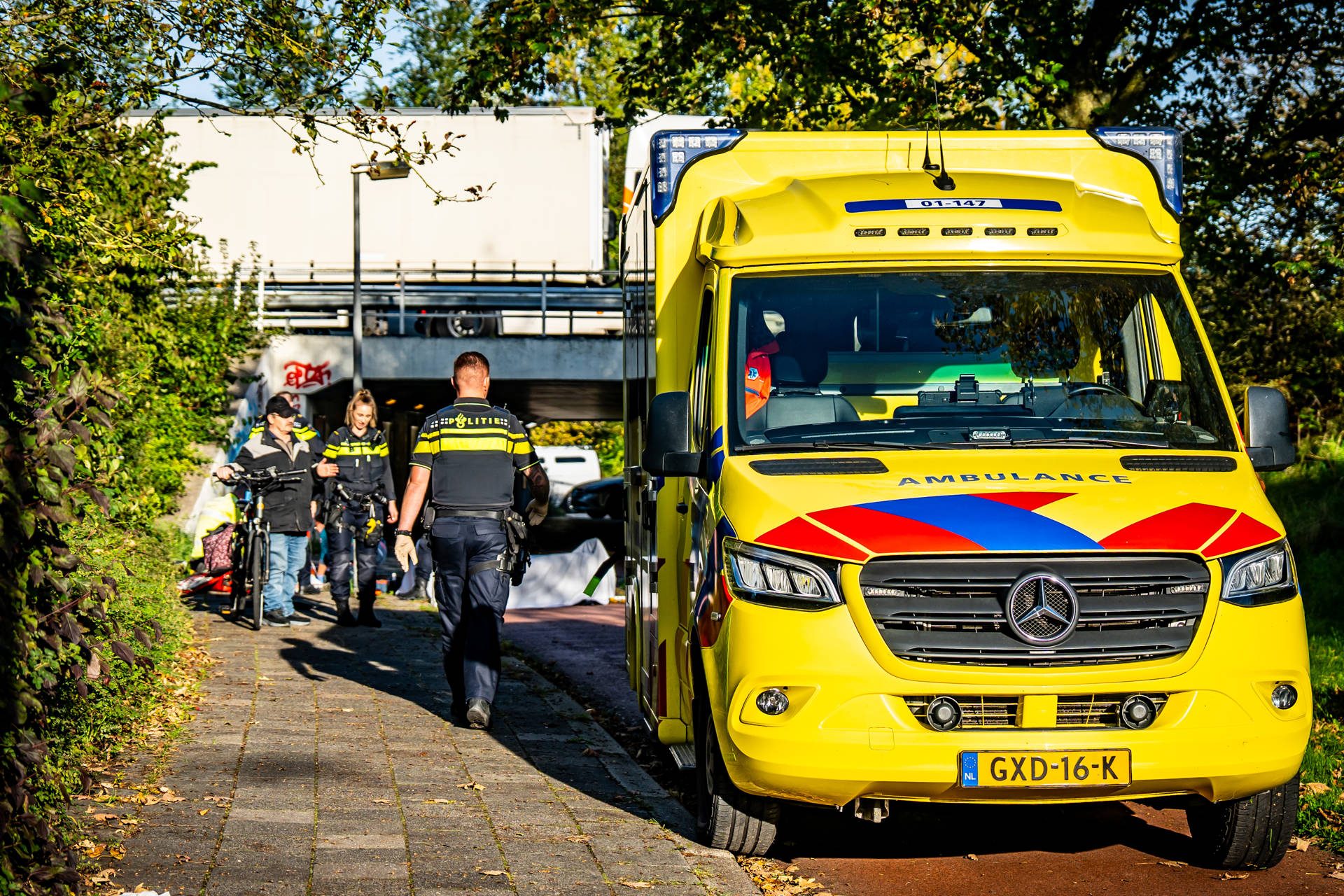 NOORDERNIEUWS_20261019_Fietser_ernstig_gewond_na_val_op_fietspad_in_Groningen_1 - 112 Nederland
