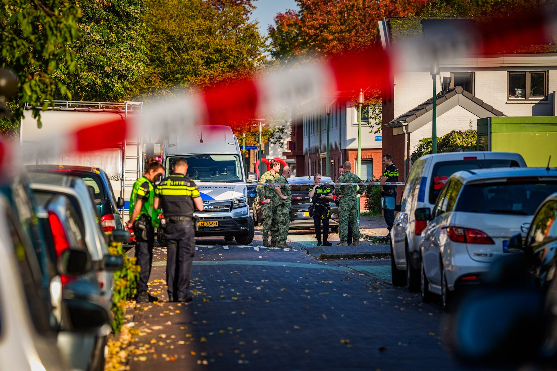 UPDATE: Explosief verwijderd onder bestelbus, politie onderzoekt toedracht